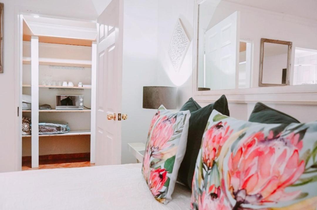 Zhantique Guest House 1- Unit 5 Боксбурґ Екстер'єр фото
